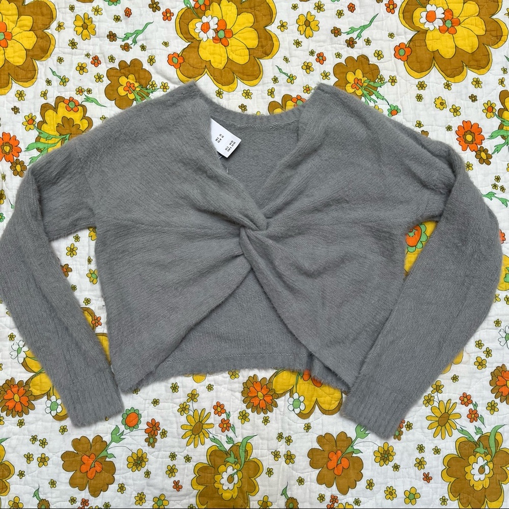 Hollister twist knit sweater